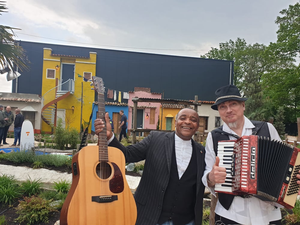 Cubaanse zanger en pianist - Leonardo